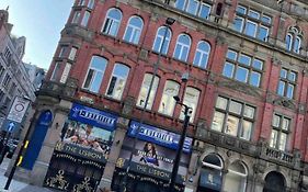 4 Bed City Centre Flat